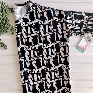 NWT - LuLaRoe Disney Villains Irma Tunic - XS